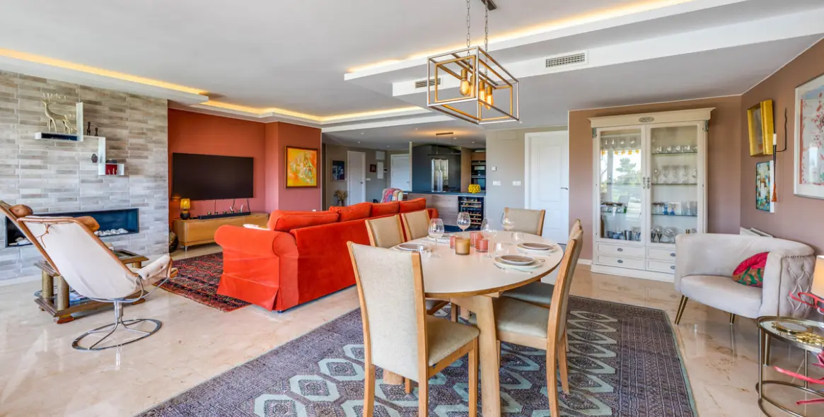 Venta de apartamento en planta media en San Pedro de Alcántara 13