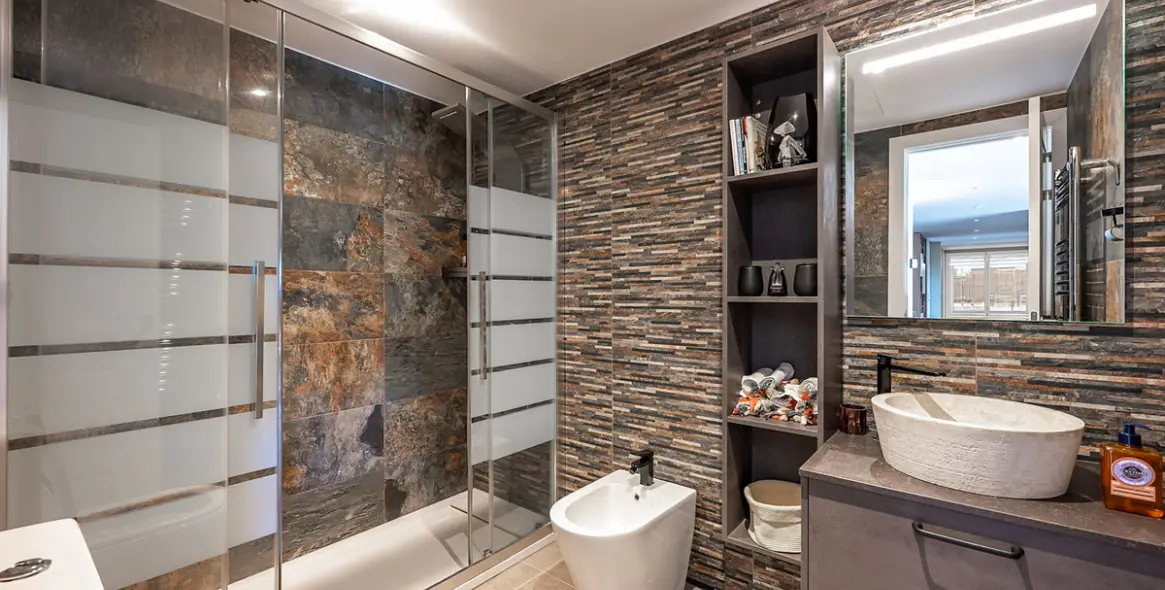 Venta de apartamento en planta media en San Pedro de Alcántara 35