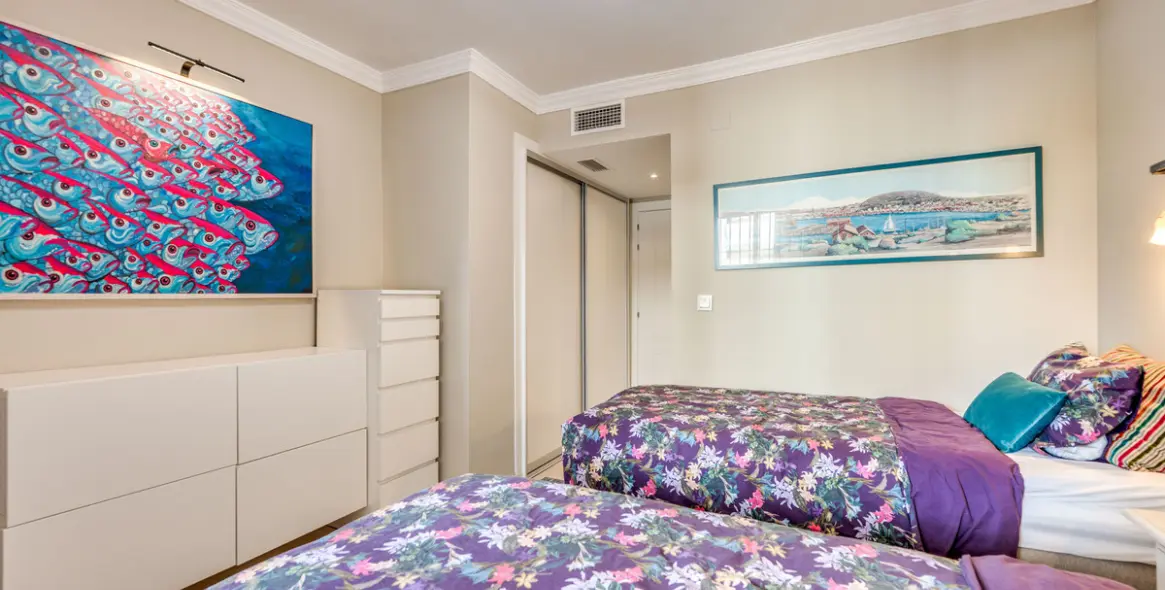 Venta de apartamento en planta media en San Pedro de Alcántara 39