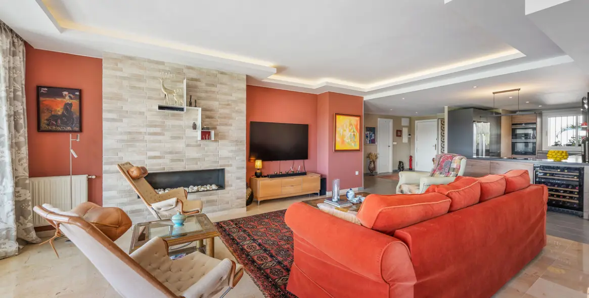 Venta de apartamento en planta media en San Pedro de Alcántara 42