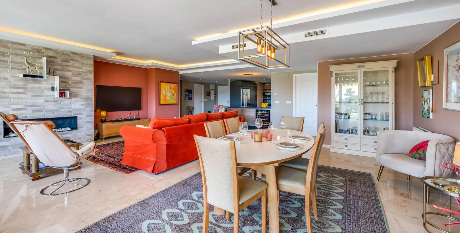 Sale of middle floor apartment in Guadalmina Alta 13