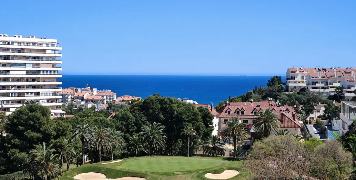 Venta de casa pareada en Benalmadena 1