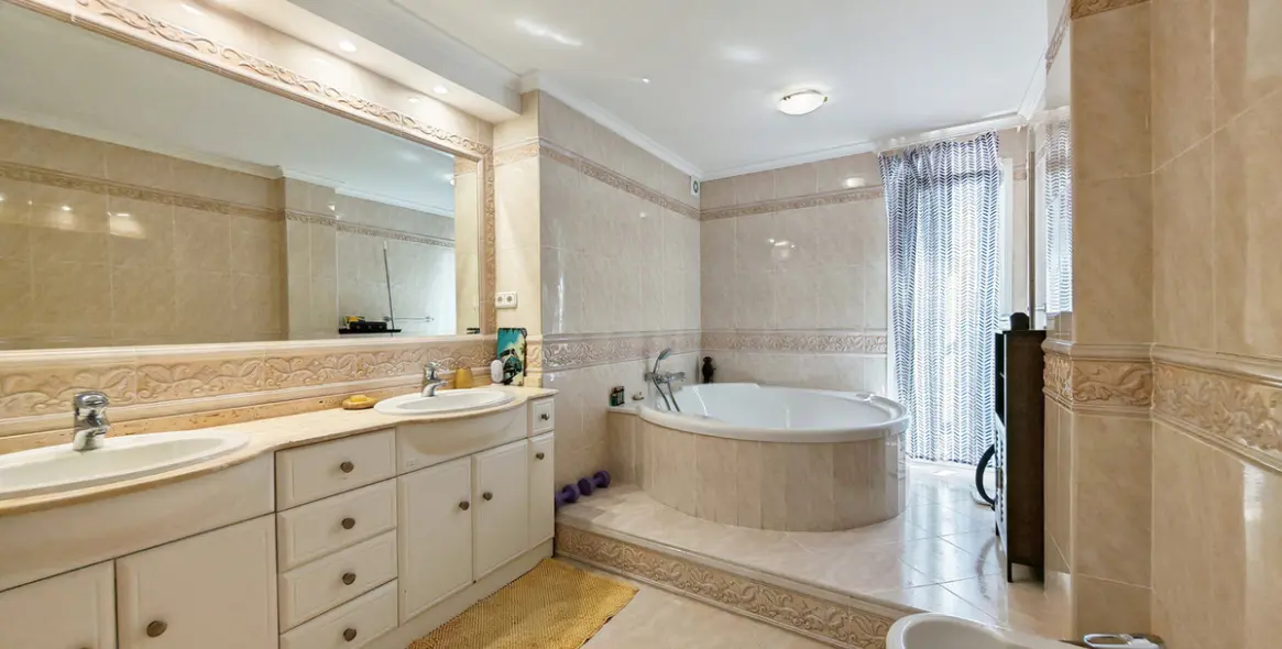 Venta de casa pareada en Benalmadena 12