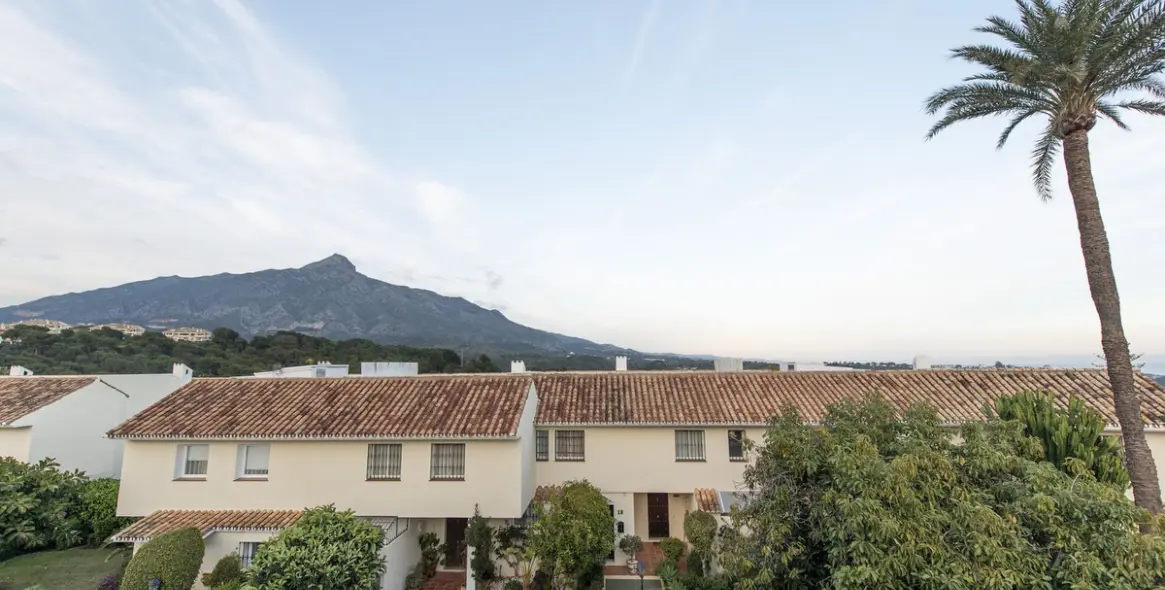 Venta de adosado en Nueva Andalucía 28