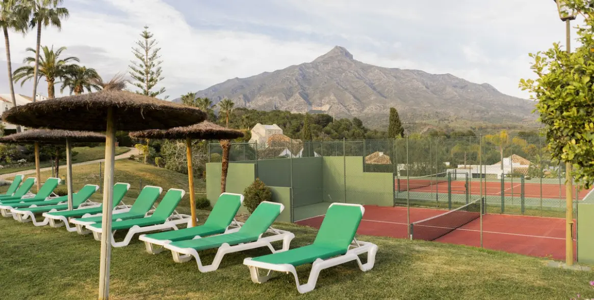 Venta de adosado en Nueva Andalucía 37