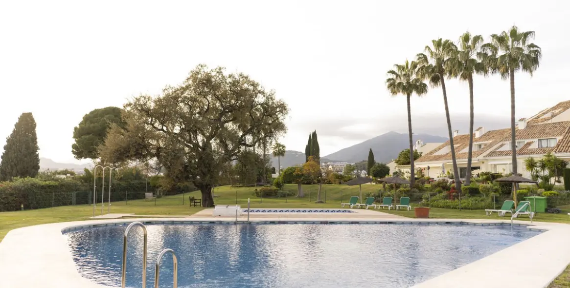 Venta de adosado en Nueva Andalucía 42