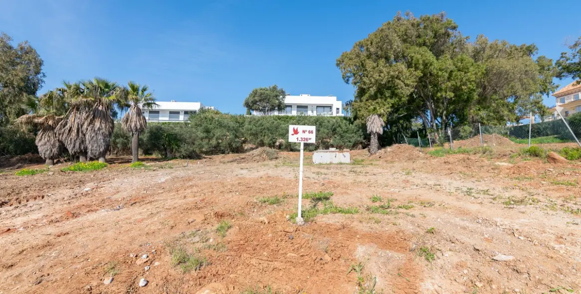 Venta de parcela residencial en Manilva 8