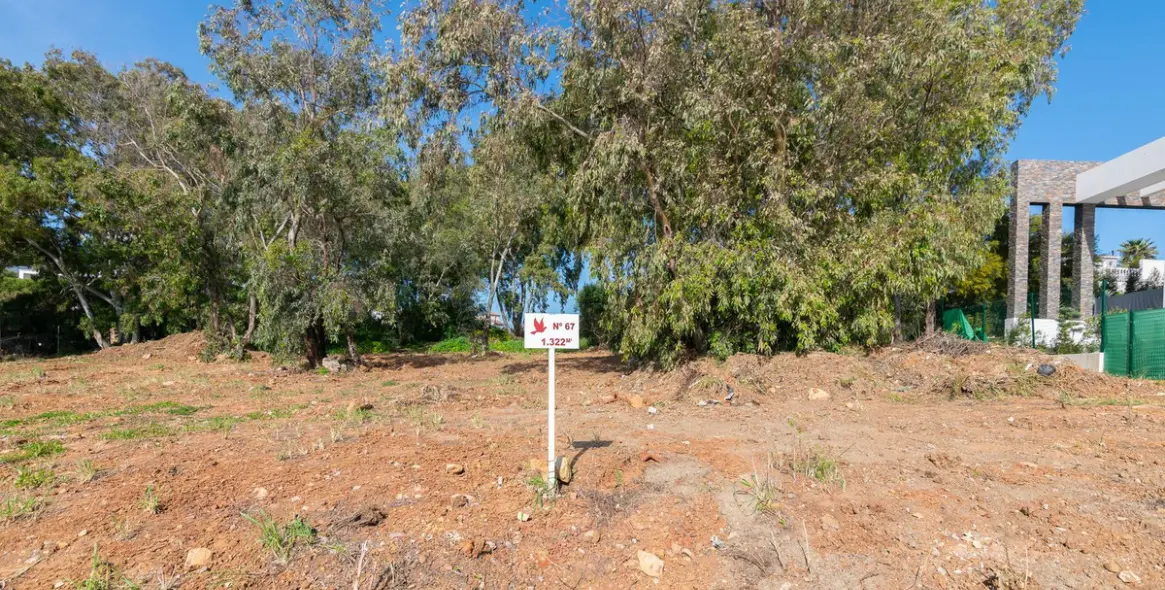 Venta de parcela residencial en Manilva 12