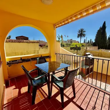 Venta de apartamento en planta media en Torremolinos