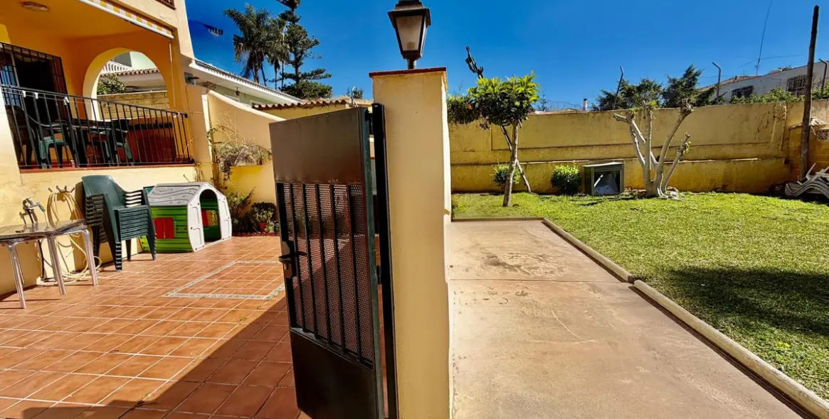 Venta de apartamento en planta media en Torremolinos 6