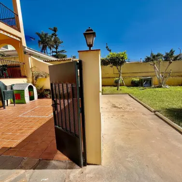 Venta de apartamento en planta media en Torremolinos