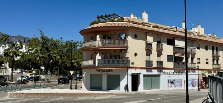 Venta de ático en Fuengirola 0