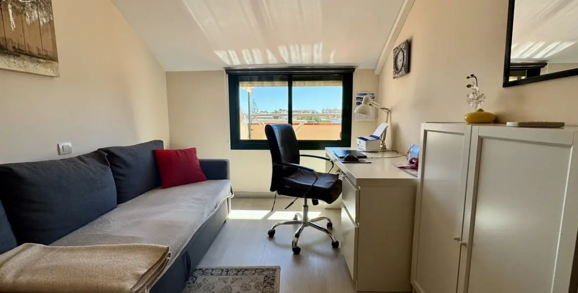 Venta de ático en Fuengirola 10