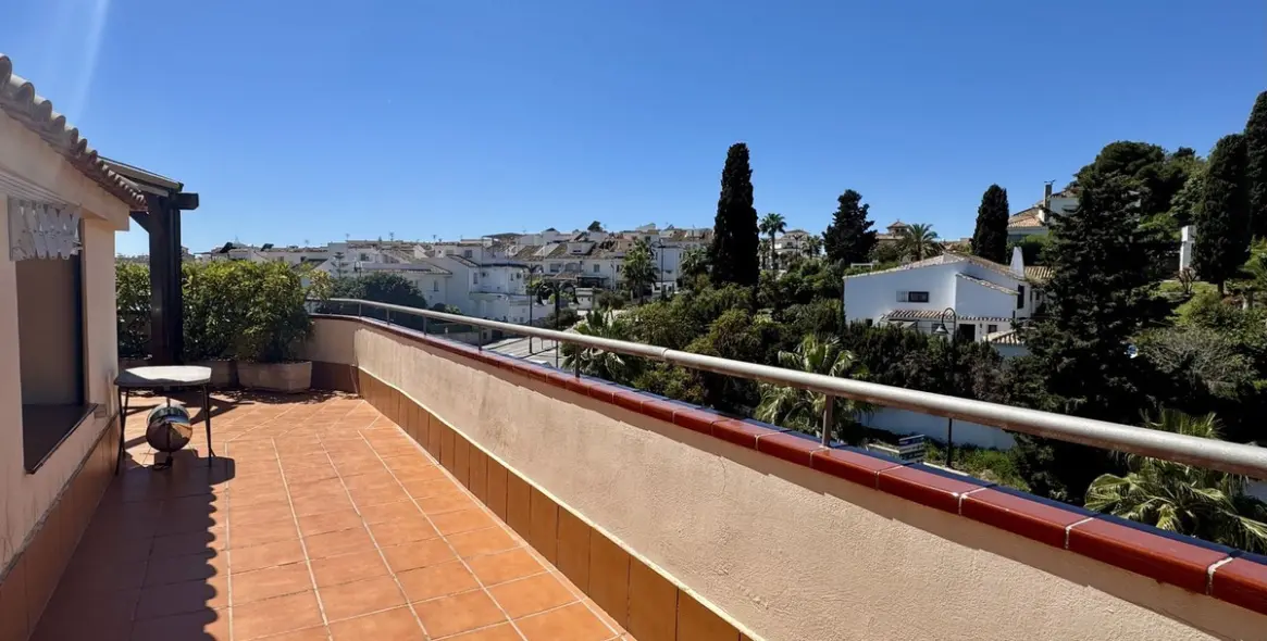 Venta de ático en Fuengirola 50
