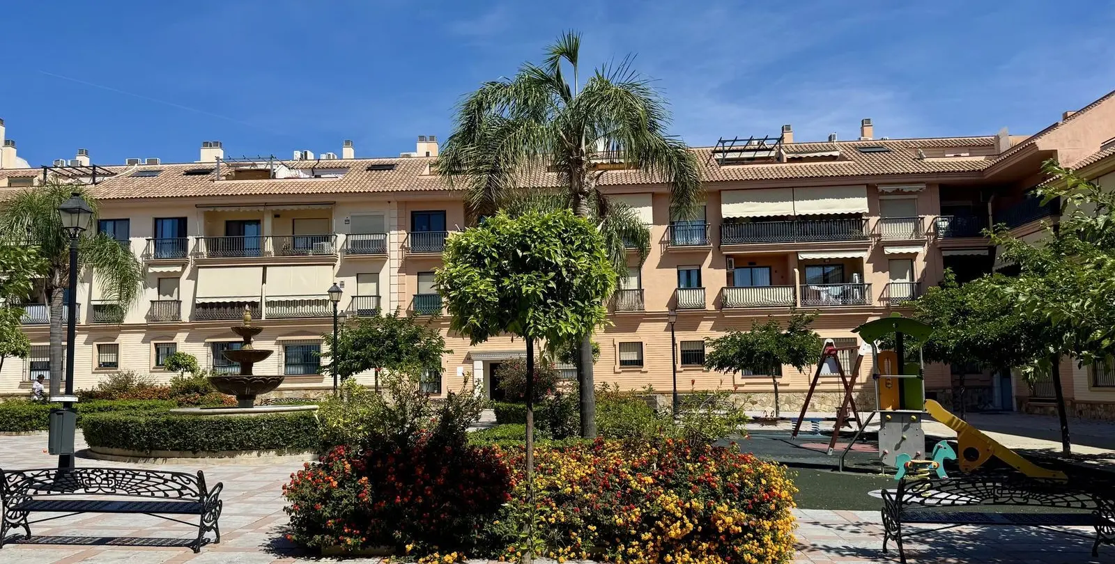 Sale of penthouse in Fuengirola 3