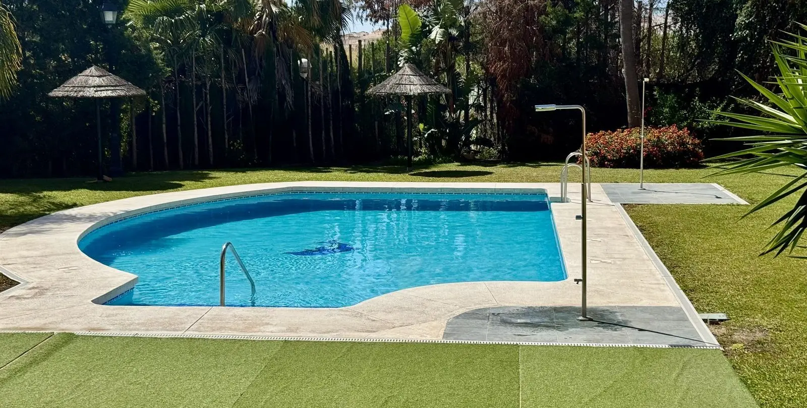 Sale of penthouse in Fuengirola 61