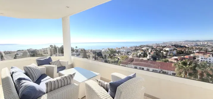 Venta de apartamento en planta media en Torreblanca 3