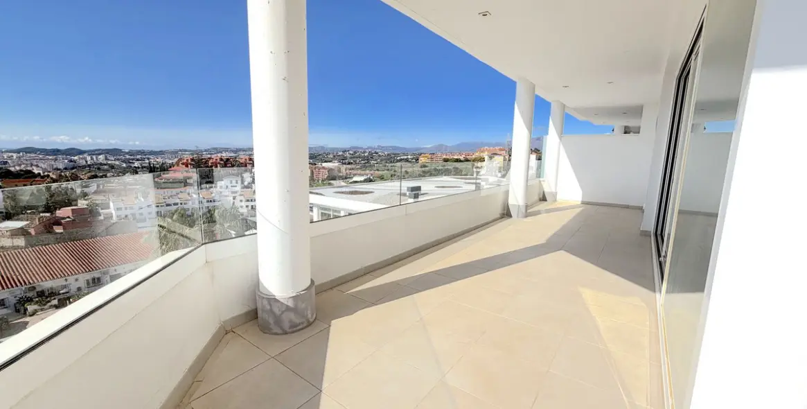Venta de apartamento en planta media en Torreblanca 8