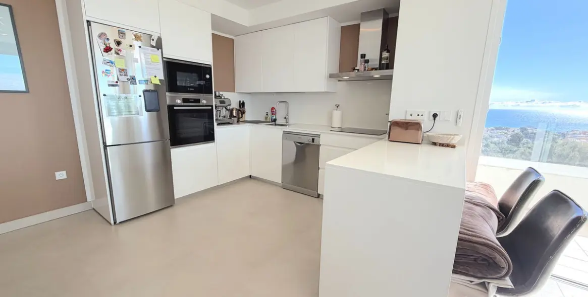 Venta de apartamento en planta media en Torreblanca 11