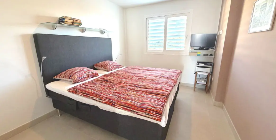 Venta de apartamento en planta media en Torreblanca 23