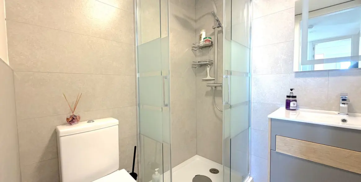 Venta de apartamento en planta media en Torreblanca 26