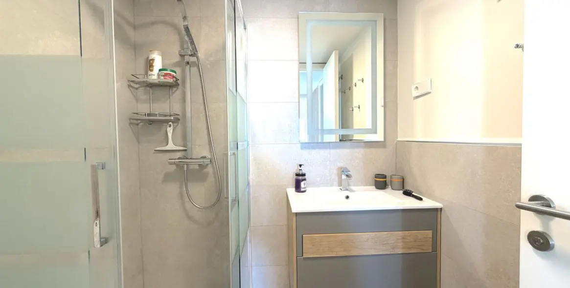 Venta de apartamento en planta media en Torreblanca 27