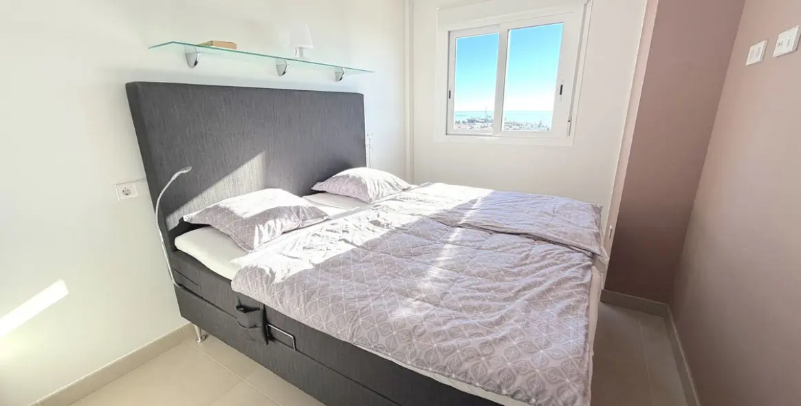 Venta de apartamento en planta media en Torreblanca 29