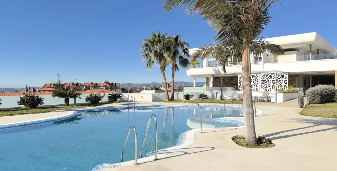 Venta de apartamento en planta media en Torreblanca 38