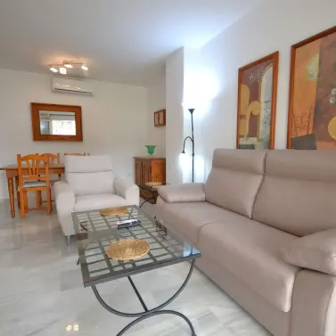 Sale of ground floor apartment in Calahonda