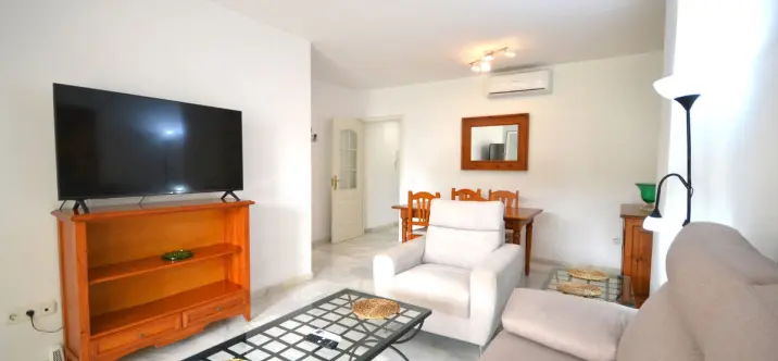 Sale of ground floor apartment in Calahonda 3