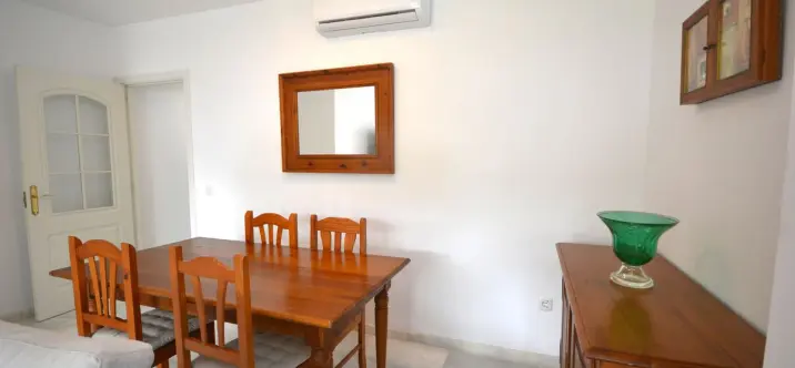 Sale of ground floor apartment in Calahonda 4