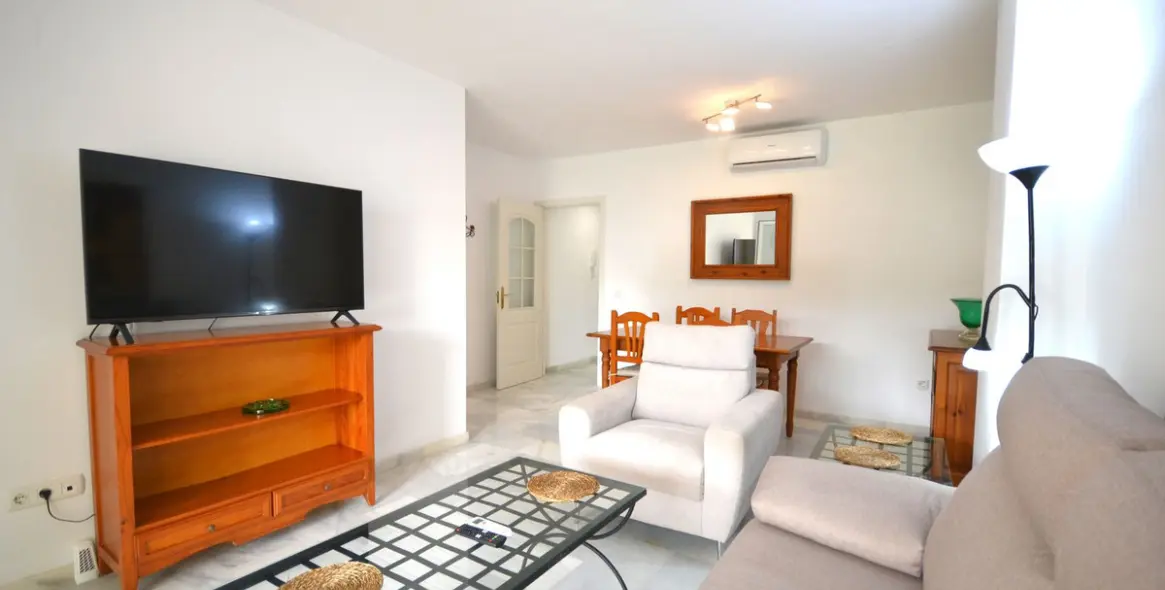 Sale of ground floor apartment in Calahonda 30