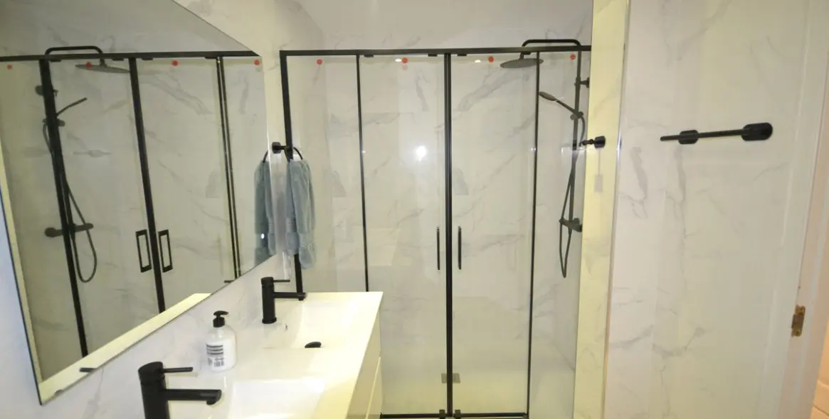 Sale of ground floor apartment in Calahonda 47