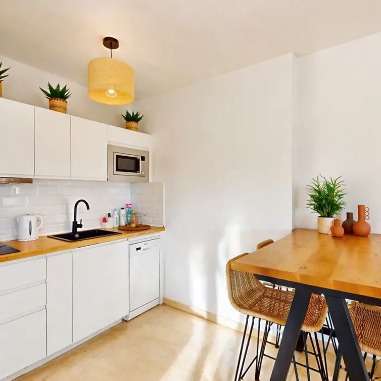 Sale of middle floor apartment in Atalaya