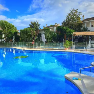 Sale of ground floor apartment in Estepona