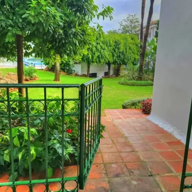 Sale of ground floor apartment in Estepona