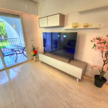 Sale of ground floor apartment in Estepona