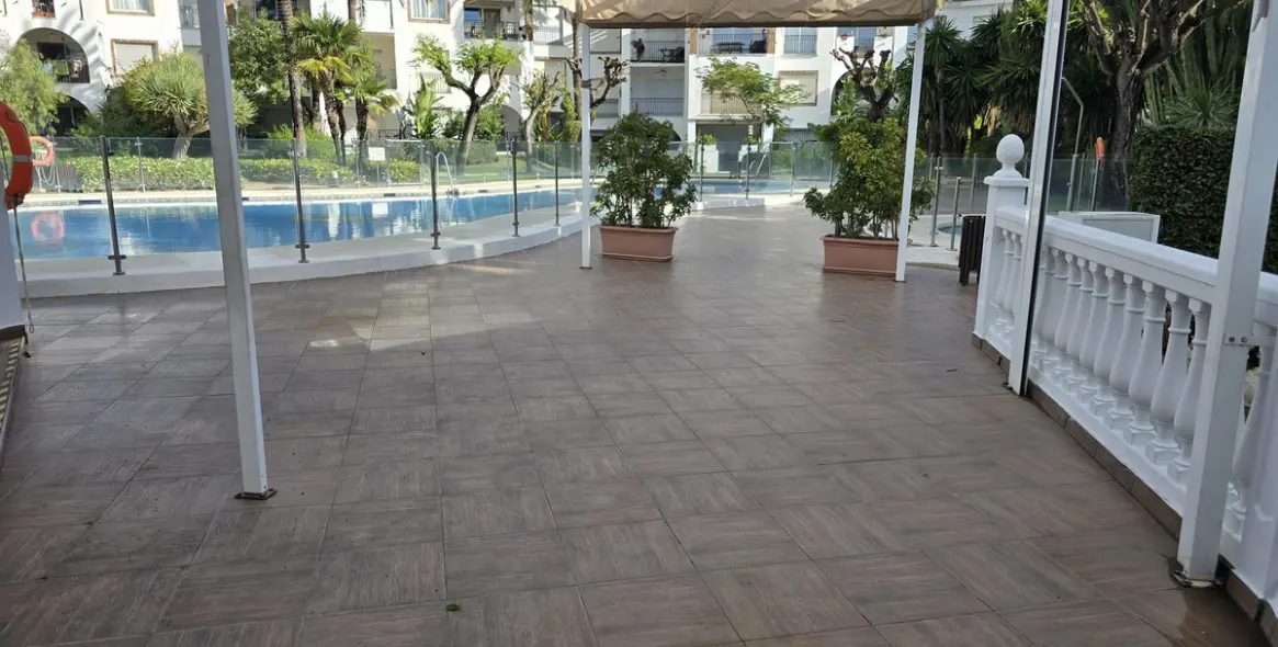 Sale of ground floor apartment in Estepona 29
