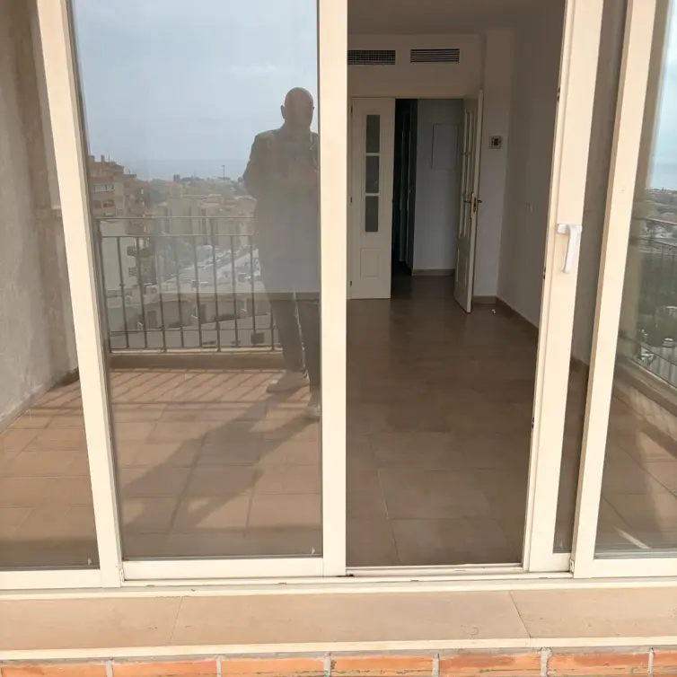 Sale of middle floor apartment in Mijas
