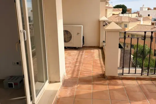 Image 6 thumb