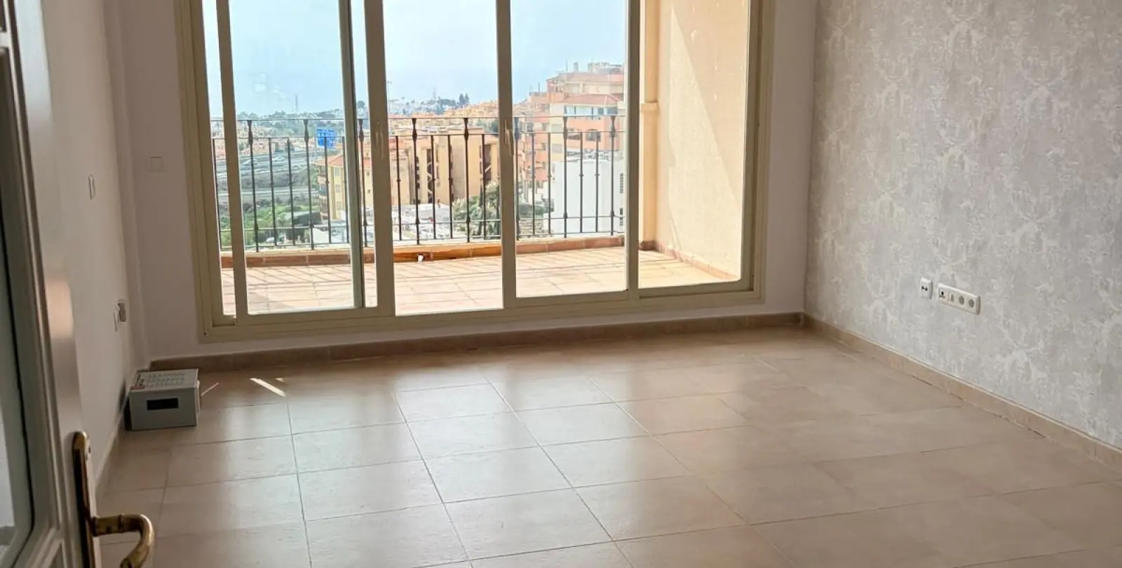 Sale of middle floor apartment in Mijas 9