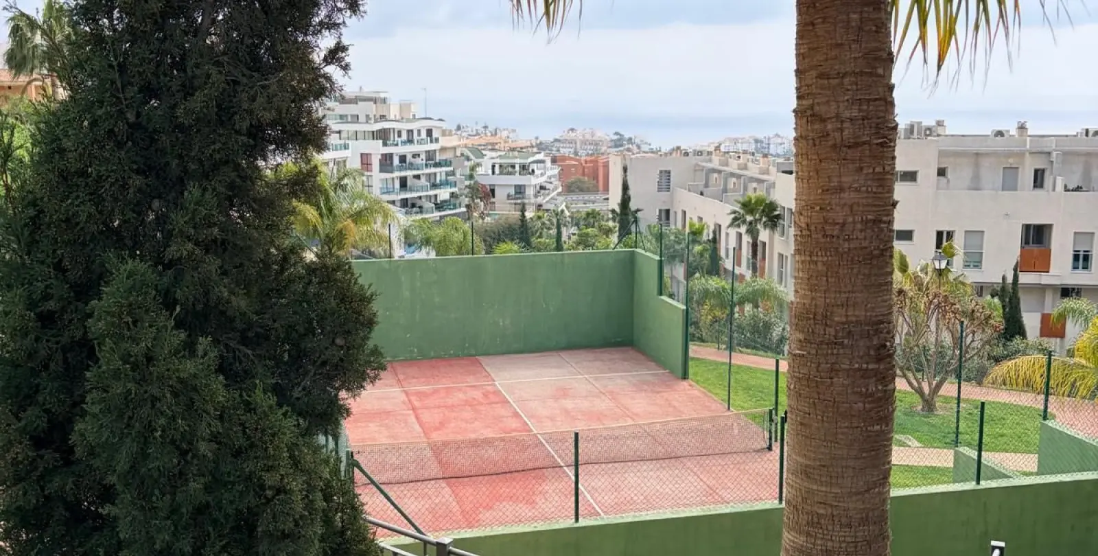 Sale of middle floor apartment in Mijas 22