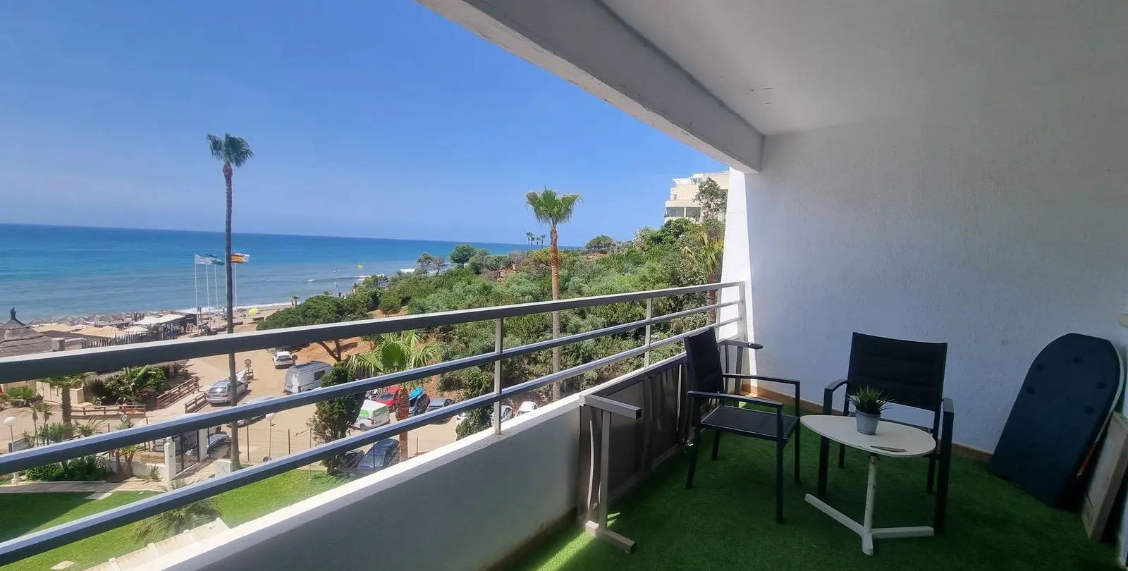 Sale of studio in Calahonda 1