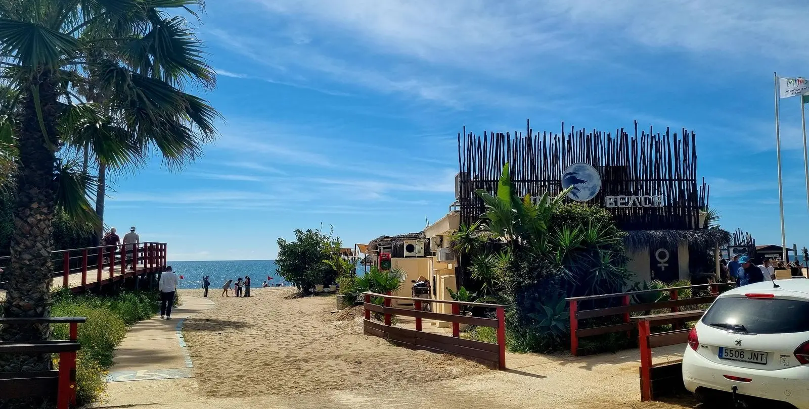 Sale of studio in Calahonda 13