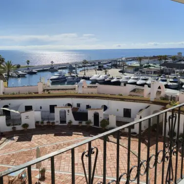 Sale of penthouse in Puerto de Cabopino