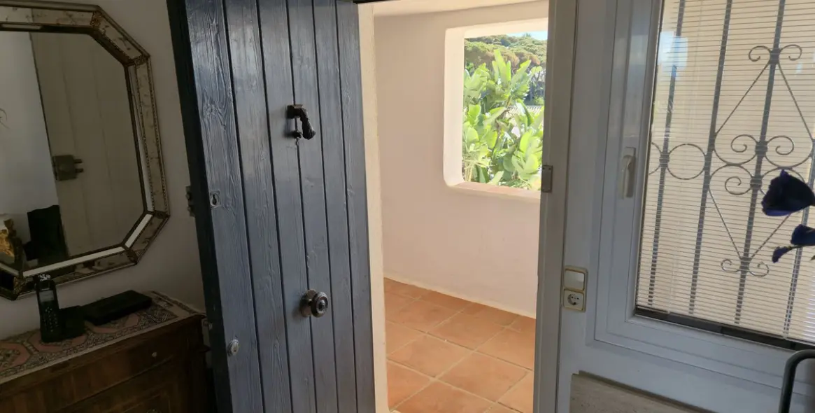 Sale of penthouse in Puerto de Cabopino 4