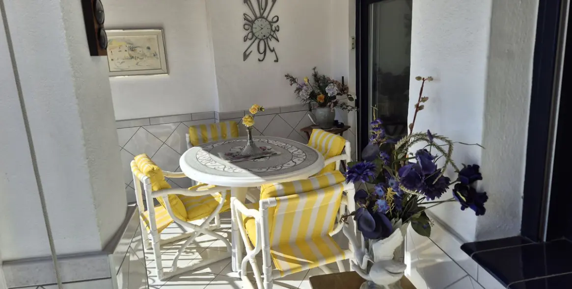 Sale of penthouse in Puerto de Cabopino 28