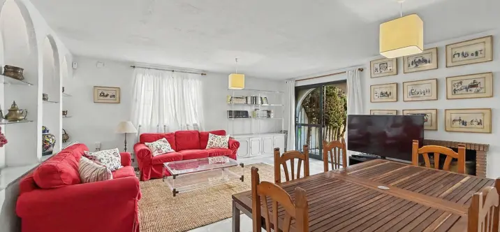 Продажа таунхауса в Casares Playa 1