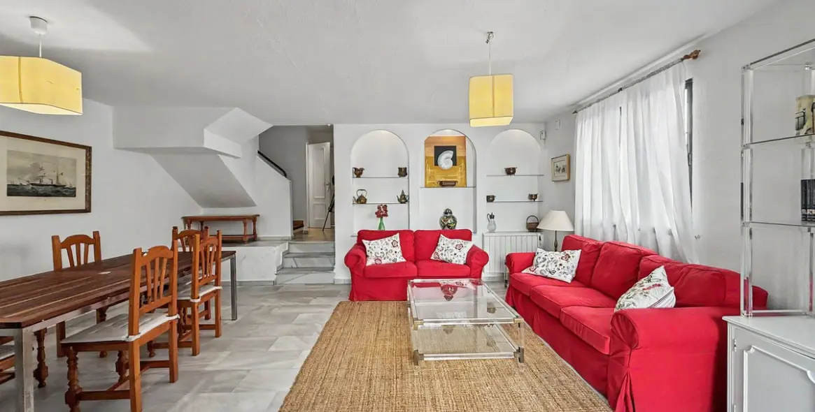 Sale of townhouse in Casares Playa 4