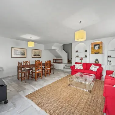 Продажа таунхауса в Casares Playa